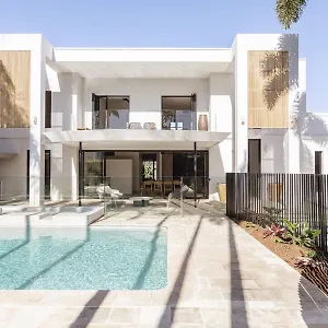 Casa Six On Witta Holiday home